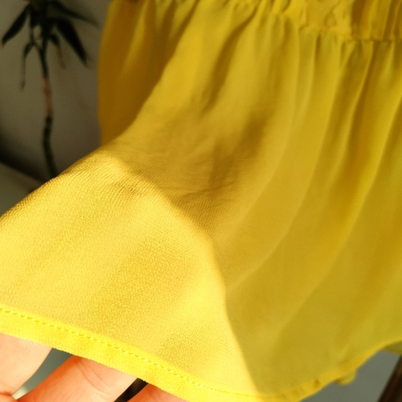 Plus Peplum Lace Flowy Top - Picture 13 of 15